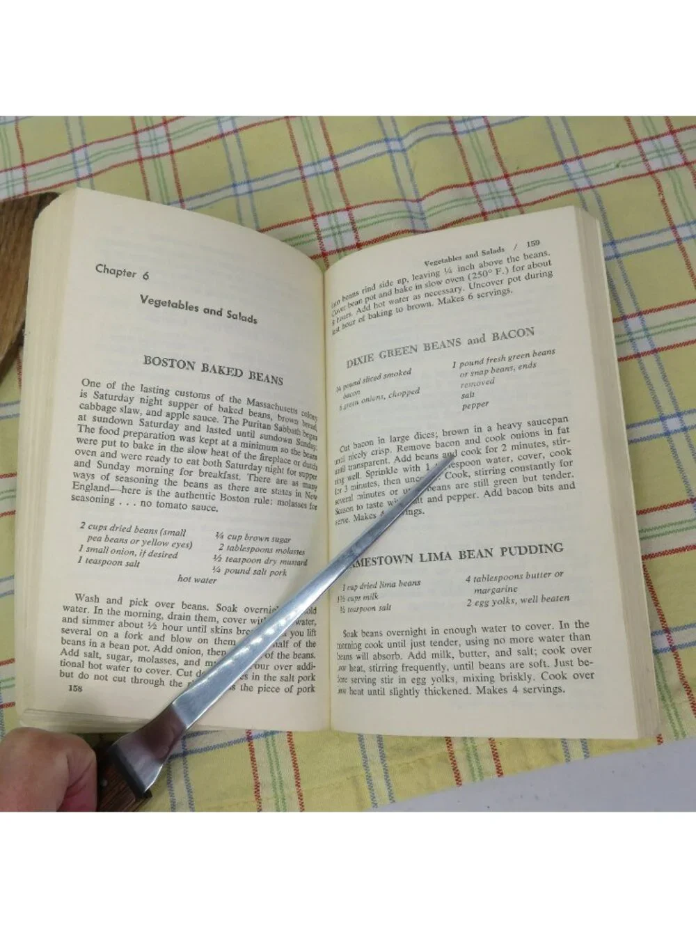 Famous American Recipes Cookbook John & Marie Roberson 1965 Collier PB 1st Ed